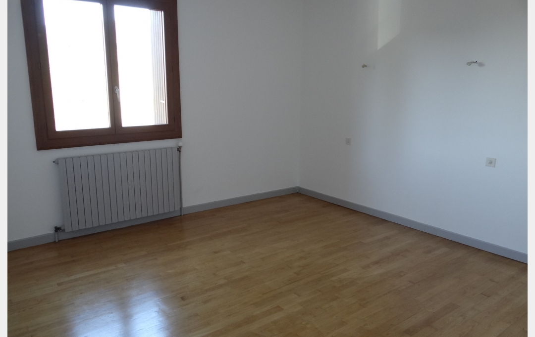 SOLOGEC IMMOBILIER : Appartement | BARJAC (48000) | 134 m2 | 727 € 