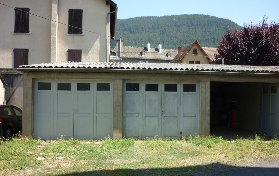 SOLOGEC IMMOBILIER : Garage / Parking | MENDE (48000) | 0 m2 | 70 € 