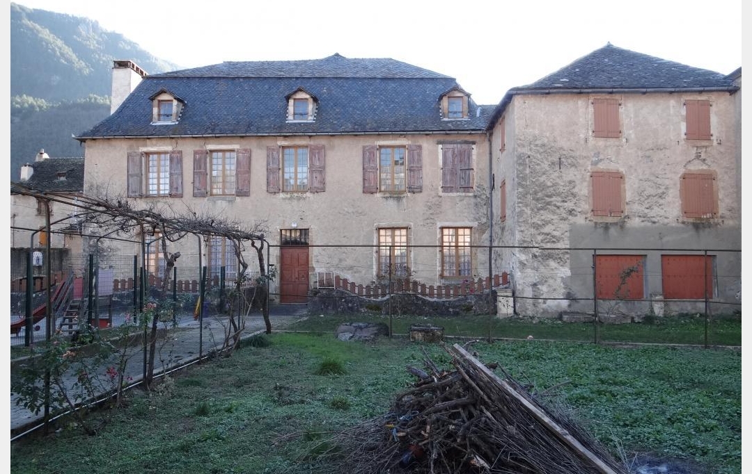 SOLOGEC IMMOBILIER : Domaines / Propriétés | ISPAGNAC (48320) | 1 167 m2 | 350 000 € 