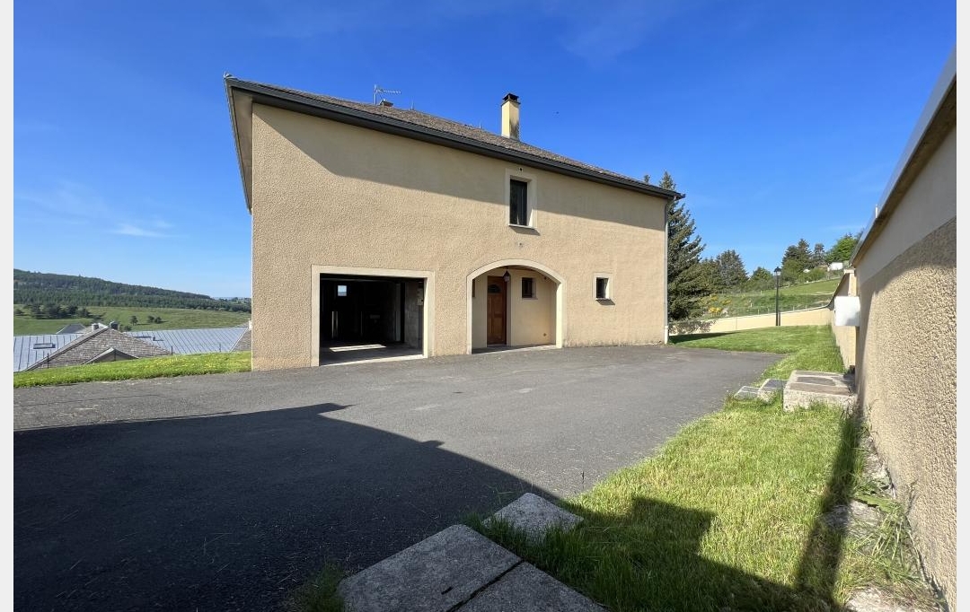 SOLOGEC IMMOBILIER : House | CHATEAUNEUF-DE-RANDON (48170) | 157 m2 | 200 000 € 