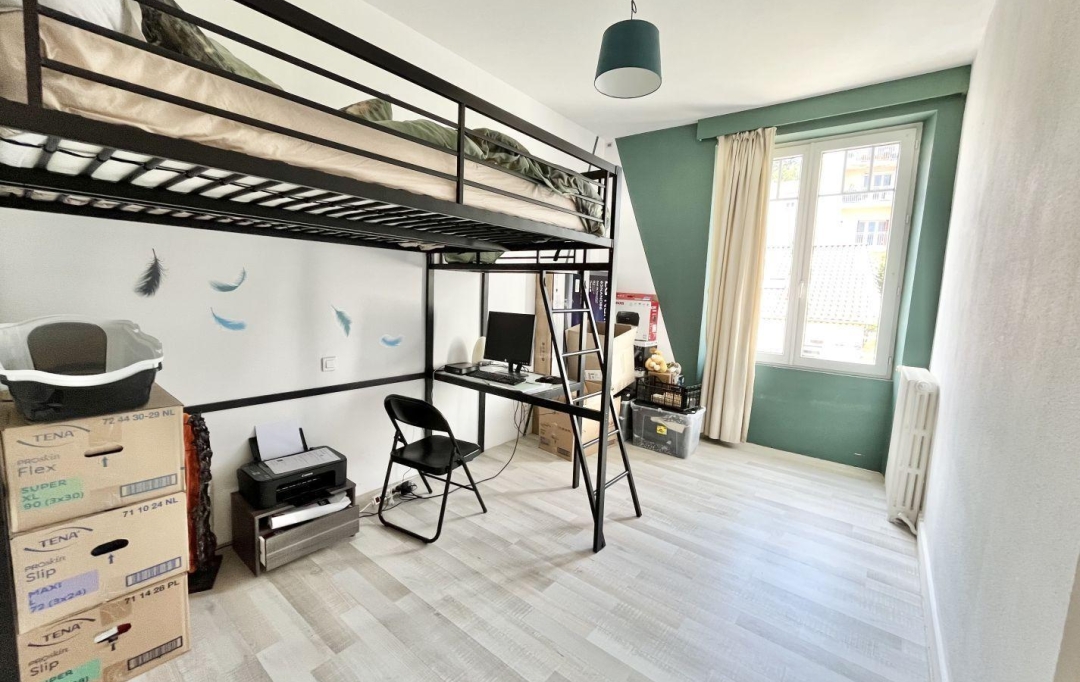 SOLOGEC IMMOBILIER : Appartement | LANGOGNE (48300) | 146 m2 | 125 000 € 