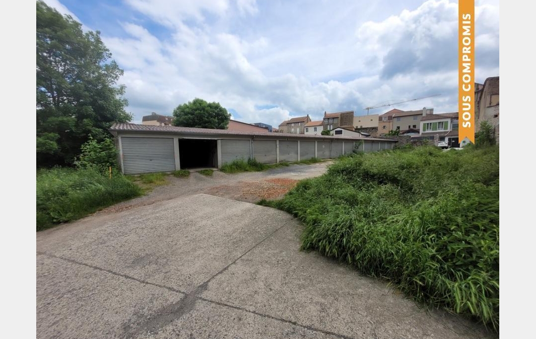 SOLOGEC IMMOBILIER : Parking | LANGOGNE (48300) | 0 m2 | 108 000 € 