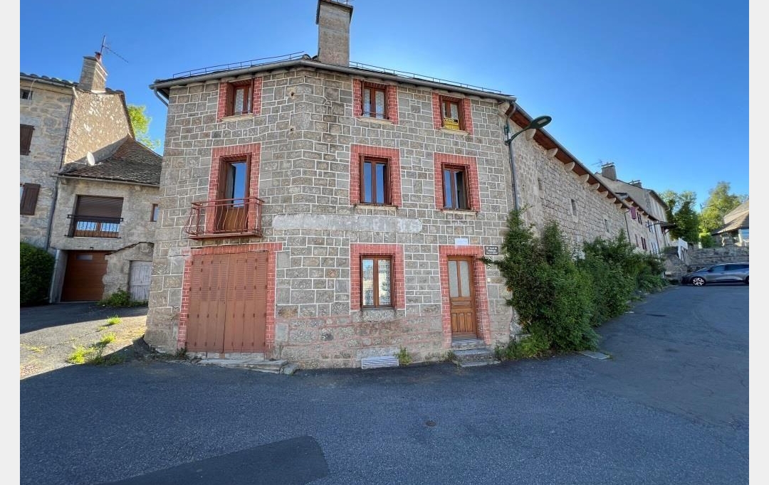 SOLOGEC IMMOBILIER : House | RIEUTORT-DE-RANDON (48700) | 91 m2 | 85 000 € 