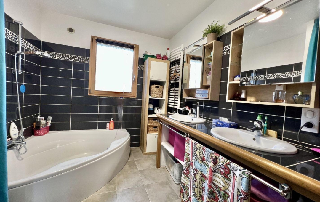 SOLOGEC IMMOBILIER : Maison / Villa | BARJAC (48000) | 163 m2 | 320 000 € 