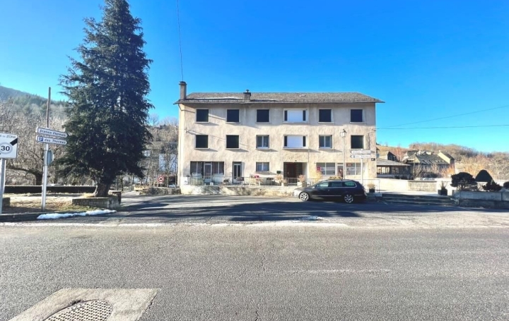  SOLOGEC IMMOBILIER Immeuble | MONT-LOZERE-ET-GOULET (48190) | 646 m2 | 159 000 € 