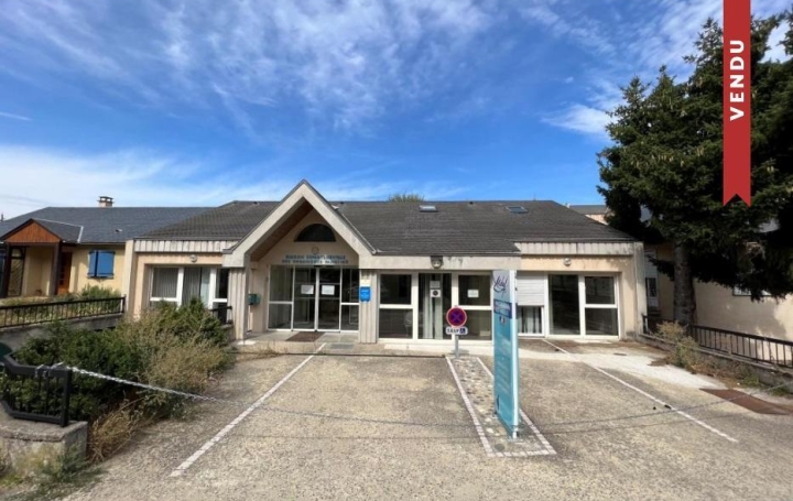 Local commercial MENDE 238 m2 269 000 € Local commercial MENDE 238 m2 269 000 €